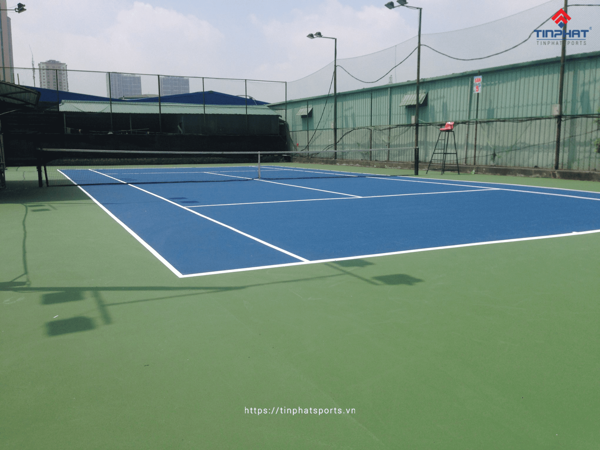 Kích thước tiêu chuẩn của sân Tennis