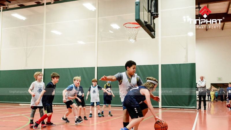 Chiều cao cột bóng rổ trẻ em