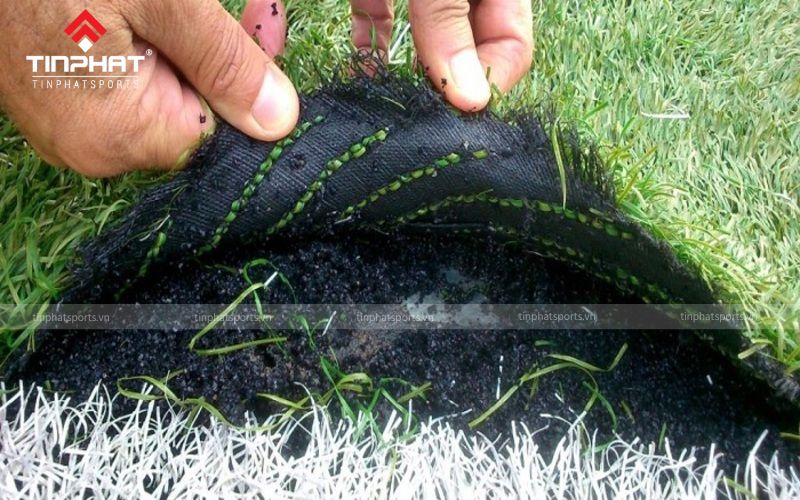 Sân cỏ nhân tạo kém chất lượng sẽ gây ảnh hưởng xấu đến sức khỏe người dùng