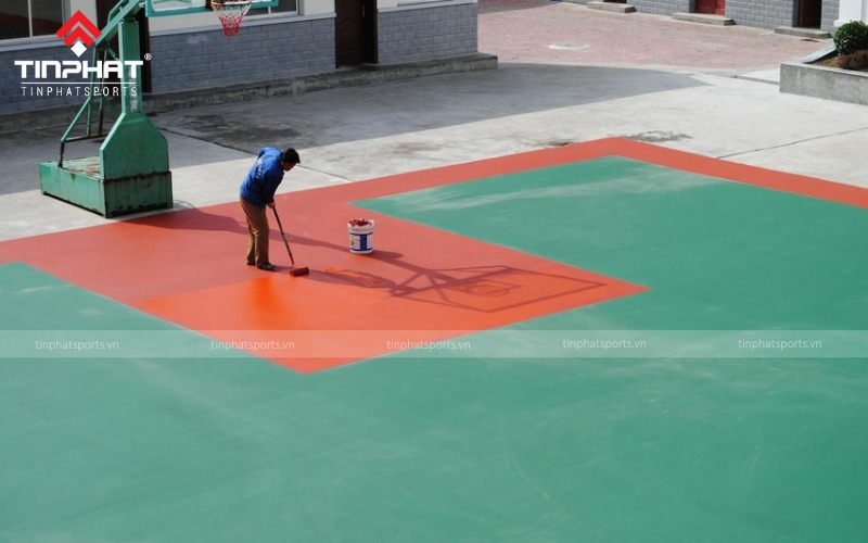 Thông thường, để xây dựng một sân tennis, bạn cần một khoản đầu tư tối thiểu từ 300 triệu đến 1 tỷ đồng cho mỗi sân