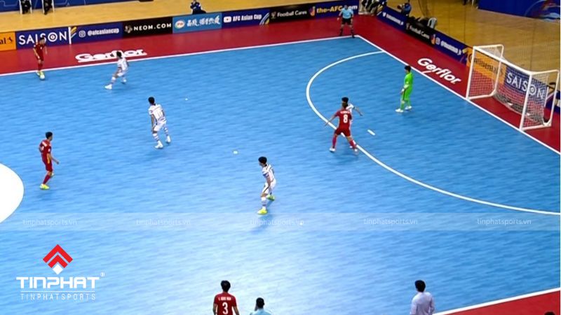 Khu vực cầu môn trên sân bóng đá Futsal