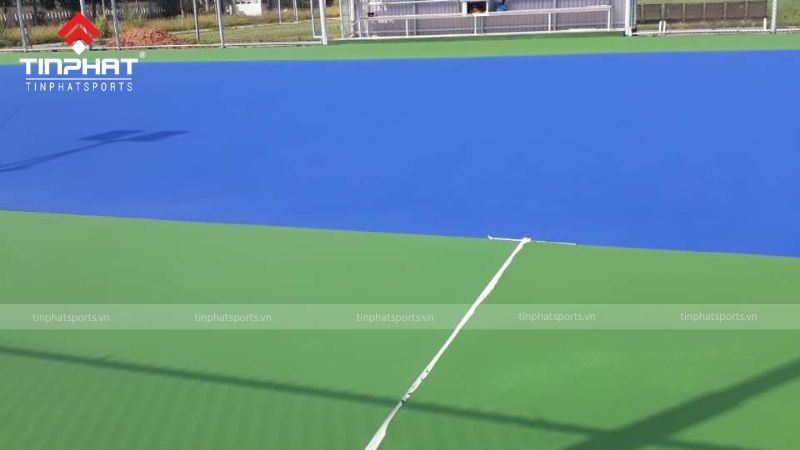 Thi công bề mặt sân tennis