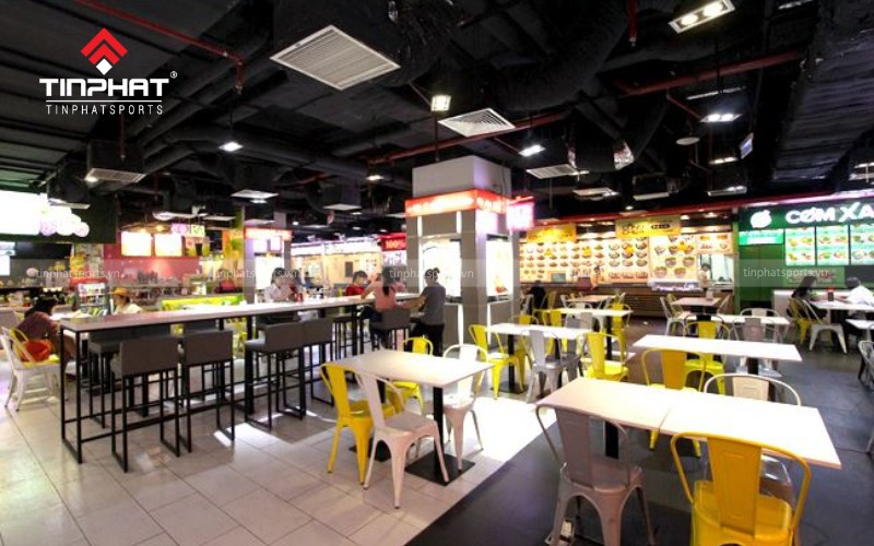 Khu Food Court ở các siêu thị, trung tâm thương mại