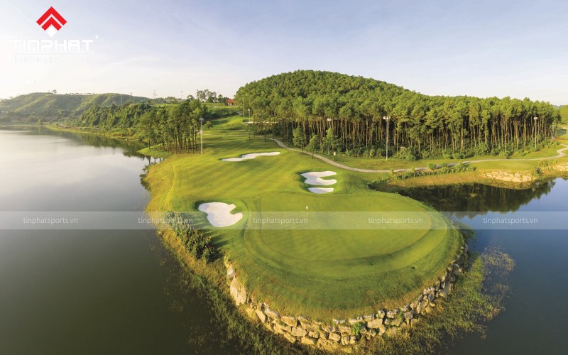 Sân golf Tràng An Golf & Country Club Ninh Bình