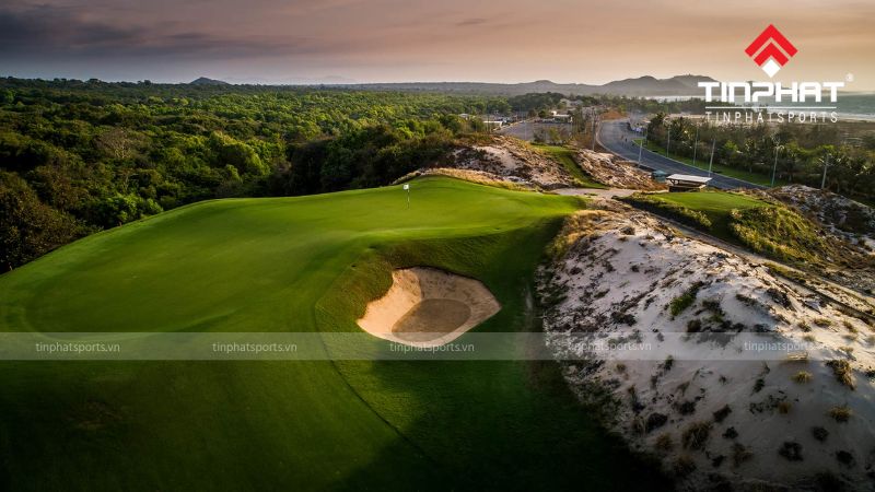 The Bluffs Grand Hồ Tràm xứng đáng là một trong những sân golf đẳng cấp nhất Việt Nam