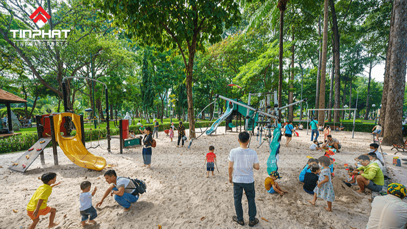 Khu chơi cát cho bé tại công viên Tao Đàn