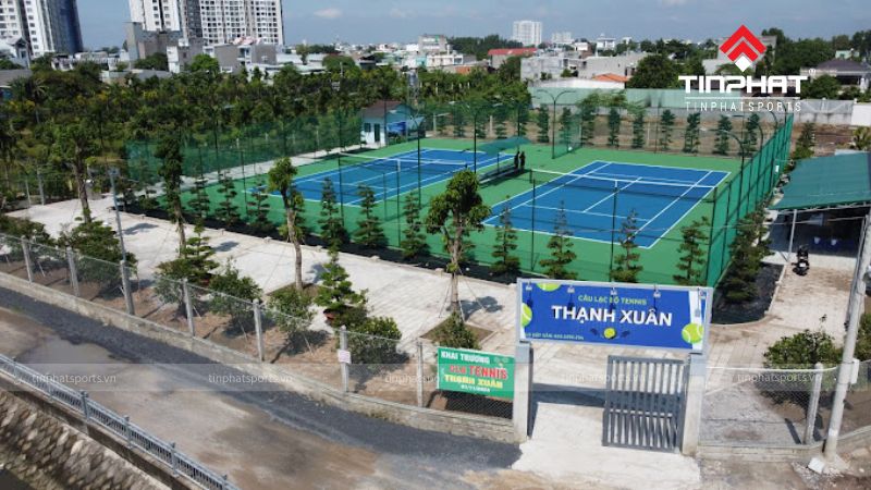 Sân tennis Thạnh Xuân sở hữu 2 sân đáp ứng nhu cầu đa dạng của khách hàng