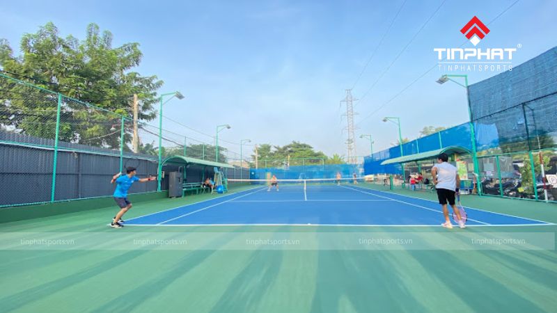 CLB Sân Tennis Yvette, tọa lạc tại quận 12, là điểm đến quen thuộc của cộng đồng yêu tennis