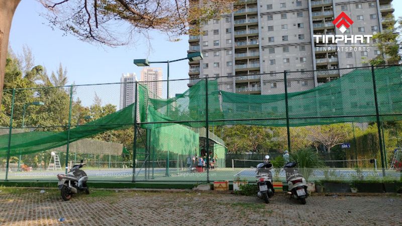 Sân tennis Nguyệt Quế là một địa điểm lý tưởng dành cho những người đam mê bộ môn này