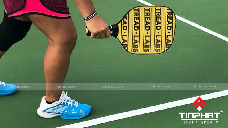 Độ bền của giày pickleball là yếu tố quan trọng quyết định thời gian sử dụng và hiệu quả chơi của bạn