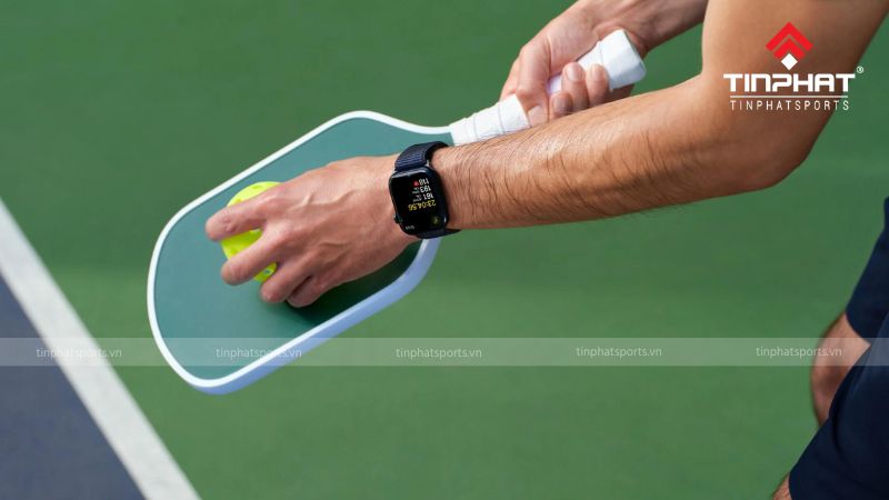 So sánh cách cầm vợt Pickleball và Tennis