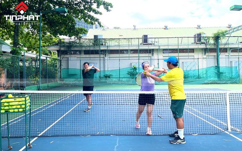 Sân tennis Trung Tâm Dạy Học Tennis Quận Tân Bình