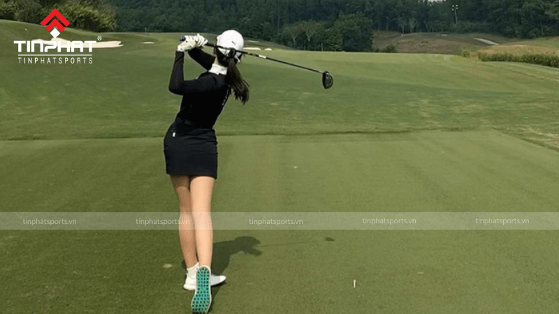 Là một trong những điểm đến lý tưởng cho những ai yêu thích golf ở khu vực miền Trung