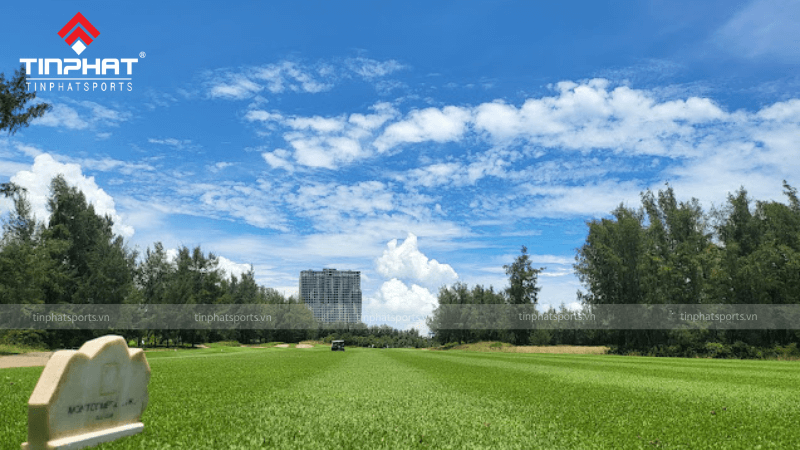 Sân golf Montgomerie Links Vietnam