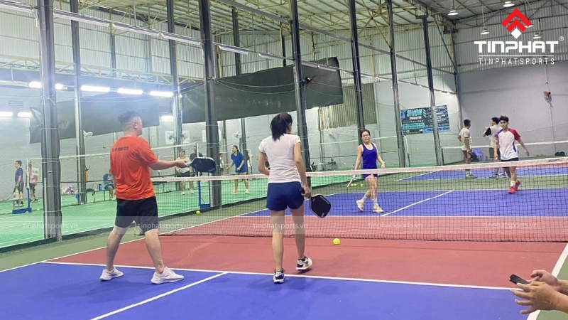 Sân Pickleball Tân Phú - 130 Chế Lan Viên mới, dịch vụ tốt, chất lượng cao