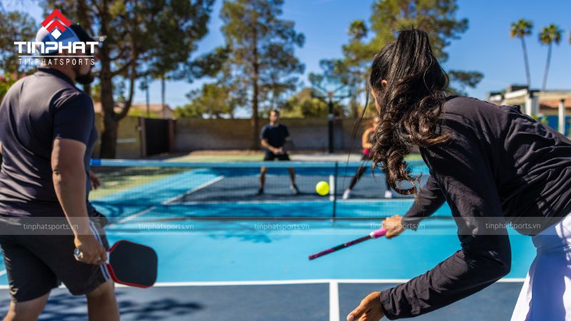 Pickleball - Môn thể thao mới lạ, dễ chơi, phù hợp mọi lứa tuổi