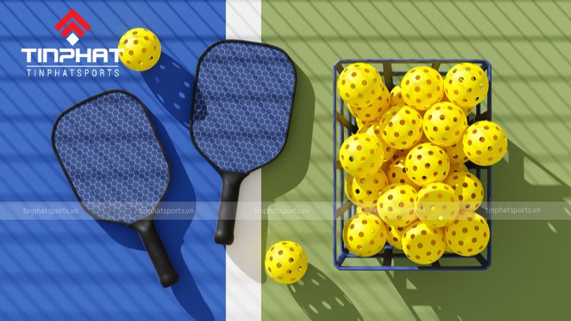 Pickleball, môn thể thao ra đời năm 1965 tại Mỹ, là sự kết hợp độc đáo giữa tennis, cầu lông và bóng bàn