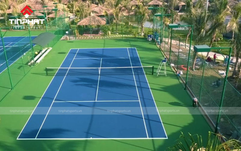 Sân tennis cứng