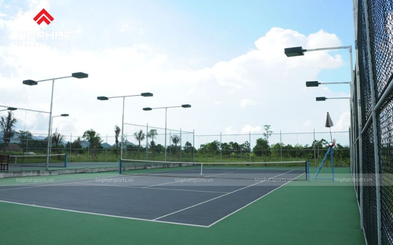 Chọn hướng thi công sân tennis phù hợp