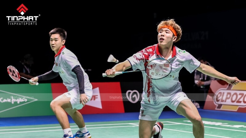 Vợt cầu lông Yonex Astrox 88D phù hợp với lối chơi thiên công