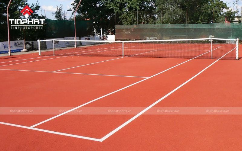 Sân tennis đất nện