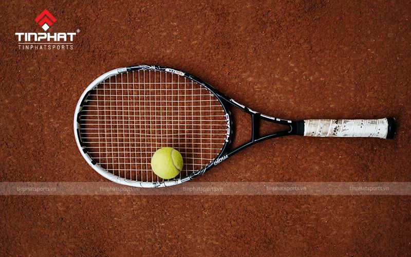 Lưu ý khi chọn mua vợt tennis trợ lực