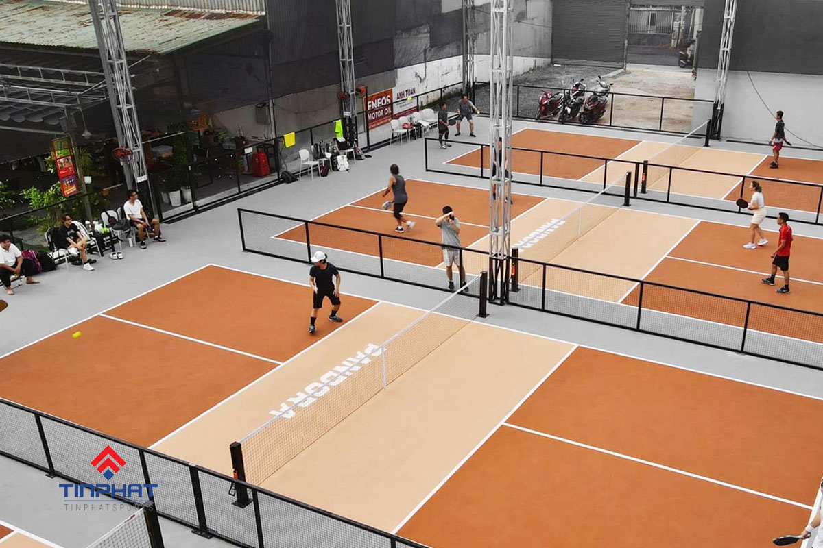 Màu sân pickleball xám cam