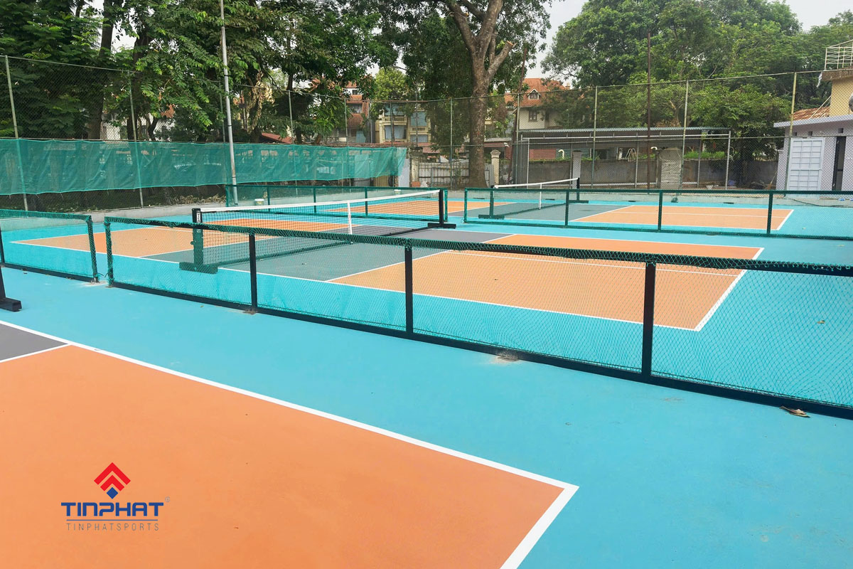 Son san pickleball ngoai troi
