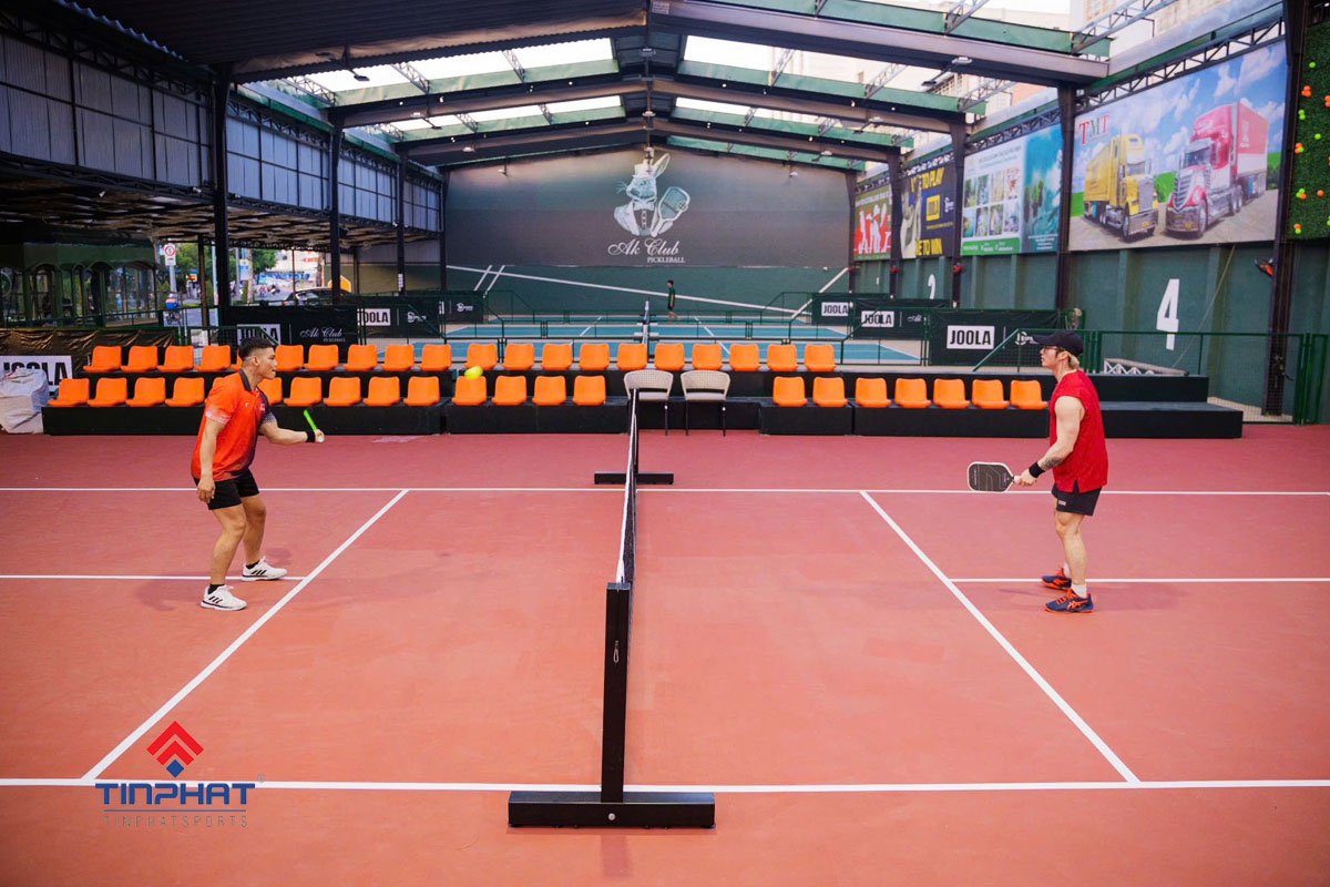 Mẫu sân pickleball màu đỏ