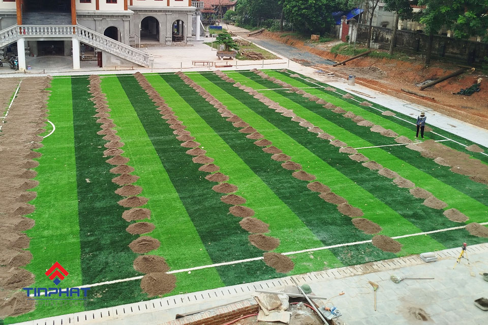 Chi phí làm sân cỏ nhân tạo 5 người